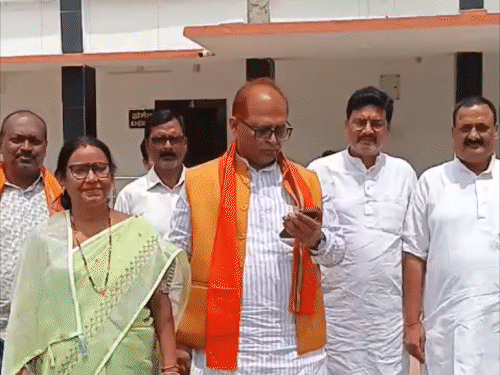 भाजपा किसान मोर्चा के राष्ट्रीय उपाध्यक्ष पहुंचे समस्तीपुर:कहा- बंगाल में बन रही भाजपा की सरकार, 200 सीट जीतेगी BJP