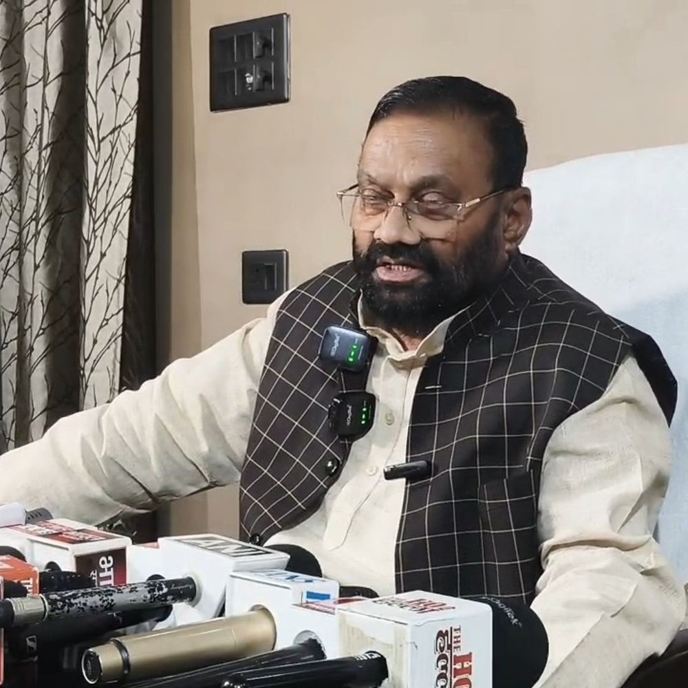 'यूपी में कानून व्यवस्था पूरी तरह चरमराई':लखनऊ में स्वामी प्रसाद मौर्य बोले- हालिया घटनाएं डरावनी, न्याय के लिए भटक रहे पीड़ित परिवार