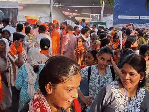 काशी की महिलाएं बोलीं- जरूर लागू होगा महिला आरक्षण बिल:  वाराणसी में महिलाओं ने कहा- मोदी हैं तो मुमकिन है.. जरूर पास होगा यह अधिनियम – Varanasi News