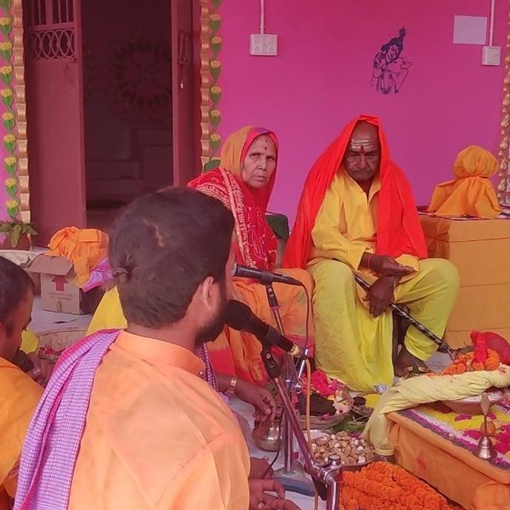 मधुआहां वृत्त में सनातन धाम में प्राण प्रतिष्ठा महोत्सव:  कलश यात्रा से हुई शुरुआत, हवन-पूजन और वैदिक अनुष्ठानों के बीच प्रतिमाओं की स्थापना – Patna News