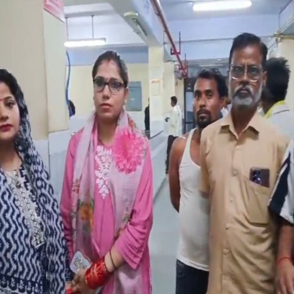 शाहजहांपुर में विवाहिता को जलाकर मारने का प्रयास:हालत गंभीर, मायके पक्ष ने दहेज की मांग पूरी न होने पर जलाने का आरोप लगाया