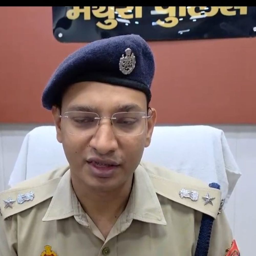 मथुरा में 9 थाना प्रभारियों के कार्यक्षेत्र बदले:जगदंबा सिंह को नौहझील और संजीव कुमार को कृष्णानगर का चौकी प्रभारी बनाया गया