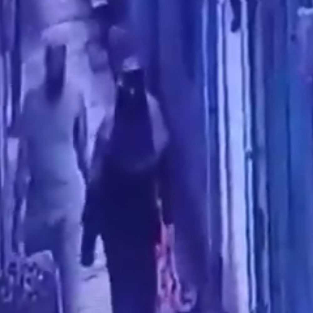 मुरादाबाद में महिला से छेड़छाड़:पुलिस ने सीसीटीवी से की आरोपी की पहचान, गिरफ्तारी के लिए दे रही दबिश