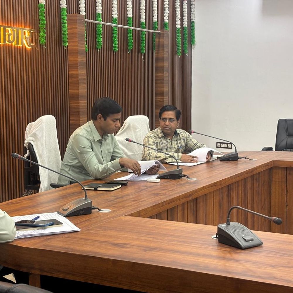 कानपुर देहात में अमृत सरोवरों को लेकर सीडीओ के निर्देश:भरने में लापरवाही पर कार्रवाई, कार्य में तेजी लाएं