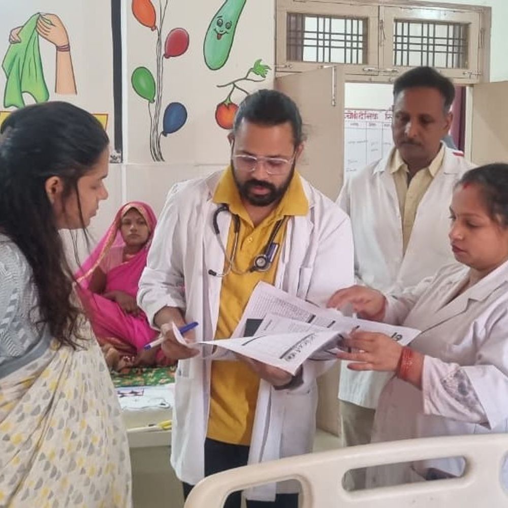 श्रावस्ती में कुपोषण के खिलाफ प्रशासन पूरी तरह अलर्ट:जिलाधिकारी ने एनआरसी का औचक निरीक्षण किया, आठ बच्चे मिले भर्ती