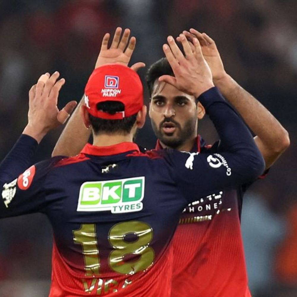 IPL- बेंगलुरु 155 पर सिमटी, गुजरात के 3 बैटर्स आउट:स्कोर 100 पार हुआ, भुवनेश्वर ने साई-गिल के बाद बटलर को पवेलियन भेजा