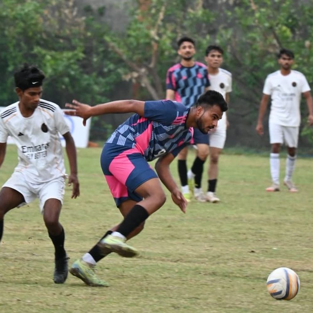 MPL में अजैक्स एफसी ने इंटर मेरठ को हराया:आखिरी मिनट की पेनल्टी से सागर सैनी बने हीरो, मुकाबले में अंत तक रही कांटे की टक्कर