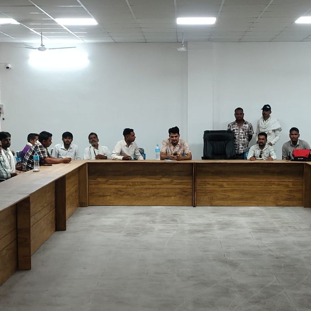 खाद्य सुरक्षा योजना में लंबित आवेदनों के निस्तारण के निर्देश:  उचित मूल्य दुकानदारों से उपभोक्ताओं से संपर्क करने की अपील – jhalawar News