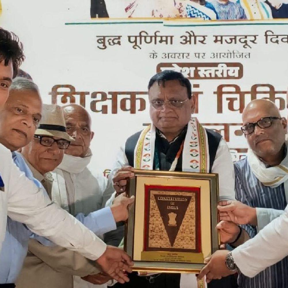 कांग्रेस का शिक्षक-चिकित्सक सम्मेलन:भाजपा पर शिक्षा-स्वास्थ्य के निजीकरण का आरोप; अजय राय बोले-स्कूलों को खराब किया गया