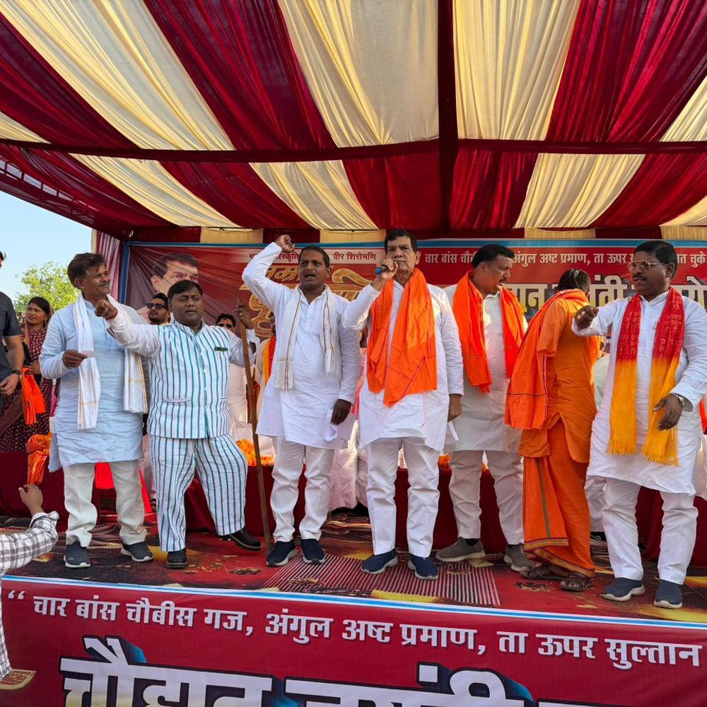 ऊर्जा मंत्री बोले- मऊ में जयचंदों से सावधान रहें:एके शर्मा ने विकास और श्रेय की सियासत पर कसा तंज