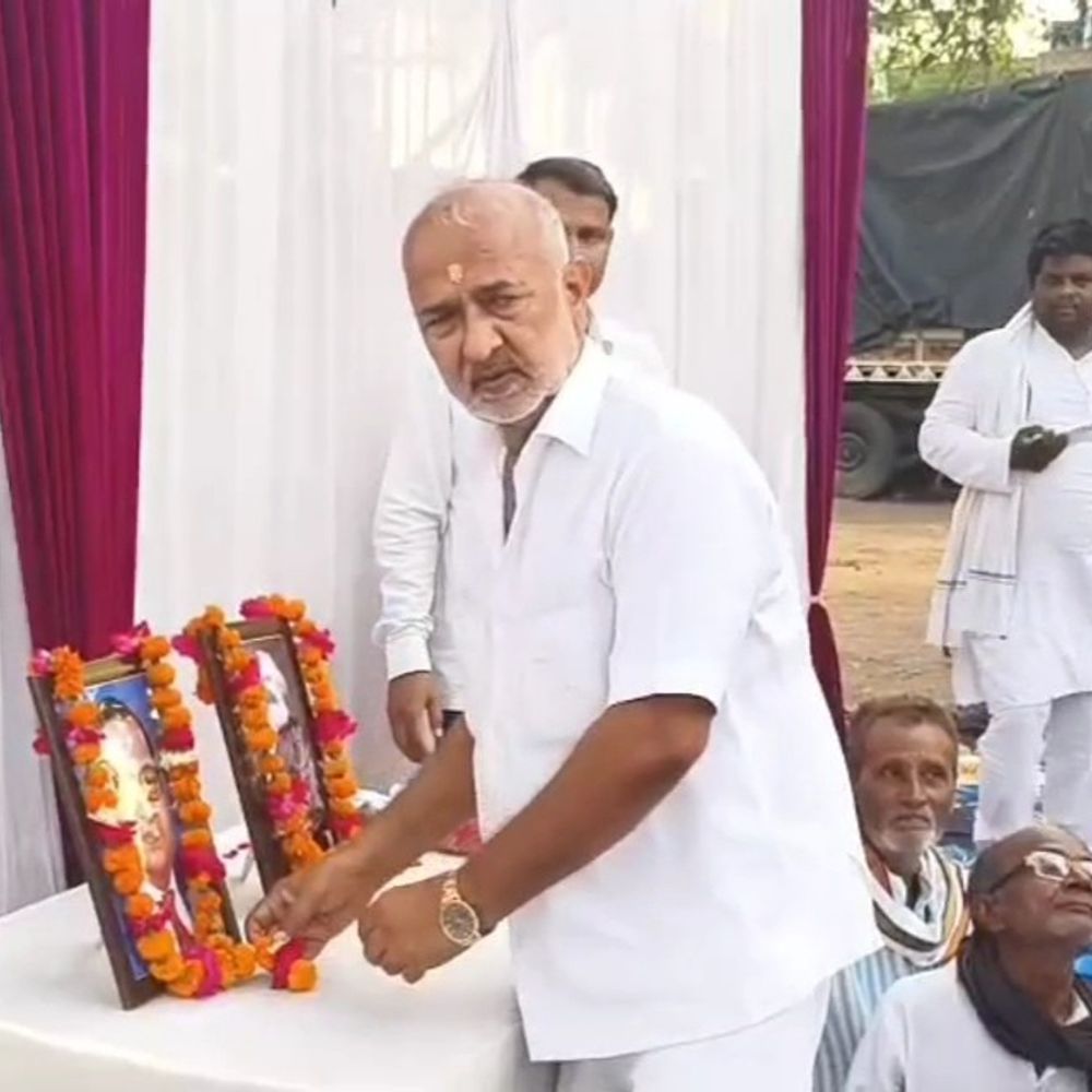 पूर्व मंत्री कुंवर बादशाह सिंह ने राजनीति से लिया संन्यास:कहा- बुंदेलखंड राज्य के निर्माण के लिए करूंगा संघर्ष, गरीबों की आवाज उठाएंगे