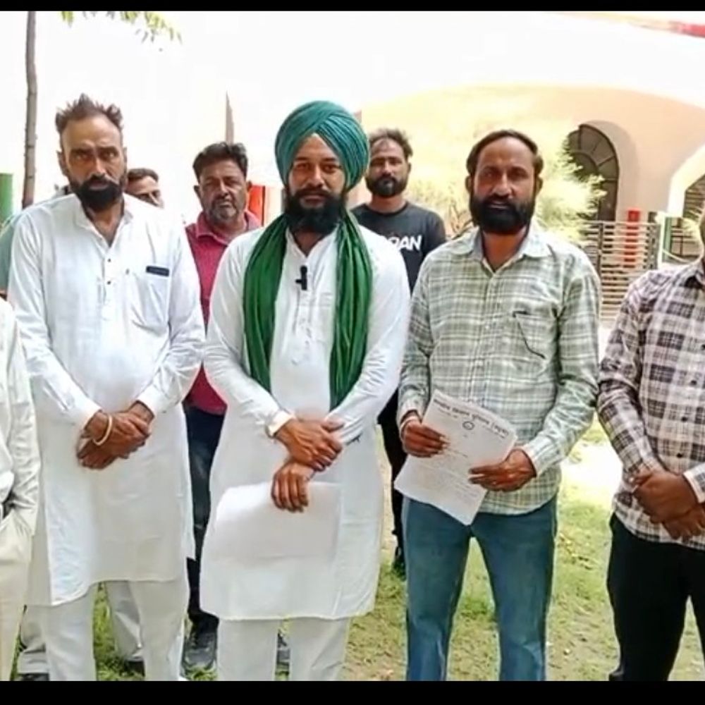भाकियू चढूनी ने ट्रेड डील के विरोध में प्रदर्शन किया:लखीमपुर-खीरी में प्रधानमंत्री को संबोधित 8 सूत्रीय ज्ञापन सौंपा