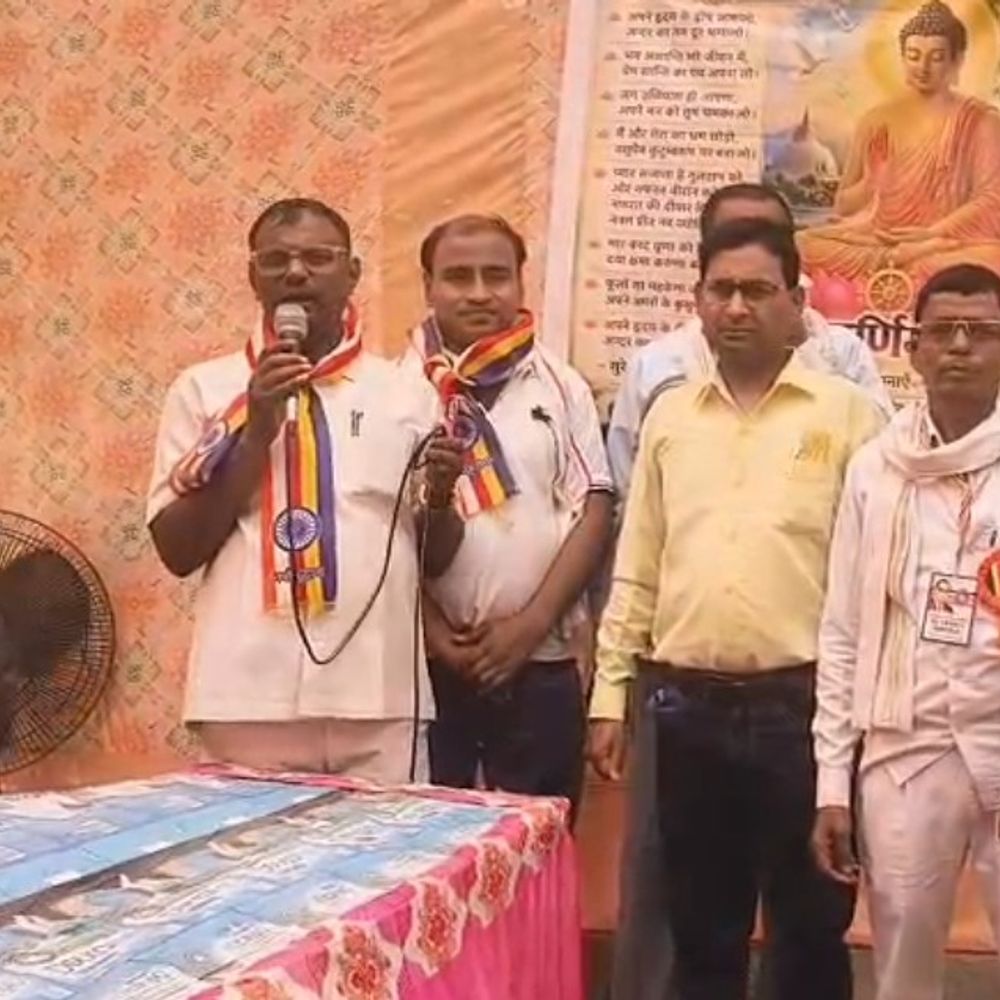 संघमित्रा बौद्ध विहार अंबेडकर पार्क में बुद्ध पूर्णिमा का आयोजन:बुद्ध ने बिना किसी अस्त्र के शांति दूत बनकर पूरी दुनिया में किया धर्म का विस्तार