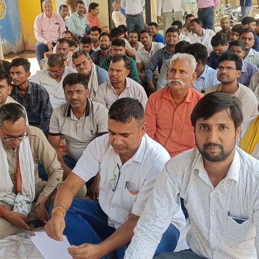 रोडवेज कर्मचारी परिषद ने उठाई मांगें:बस्ती में अवैध बस संचालन पर रोक, नियमितीकरण व भत्तों के भुगतान की मांग