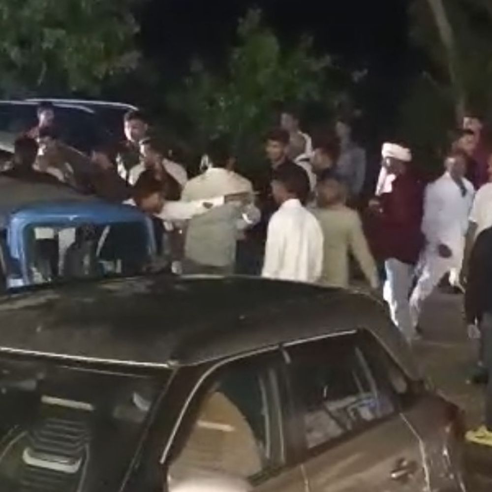 हाथरस में शादी समारोह में डांस को लेकर विवाद:बारातियों और घरातियों में जमकर मारपीट, हंगामा