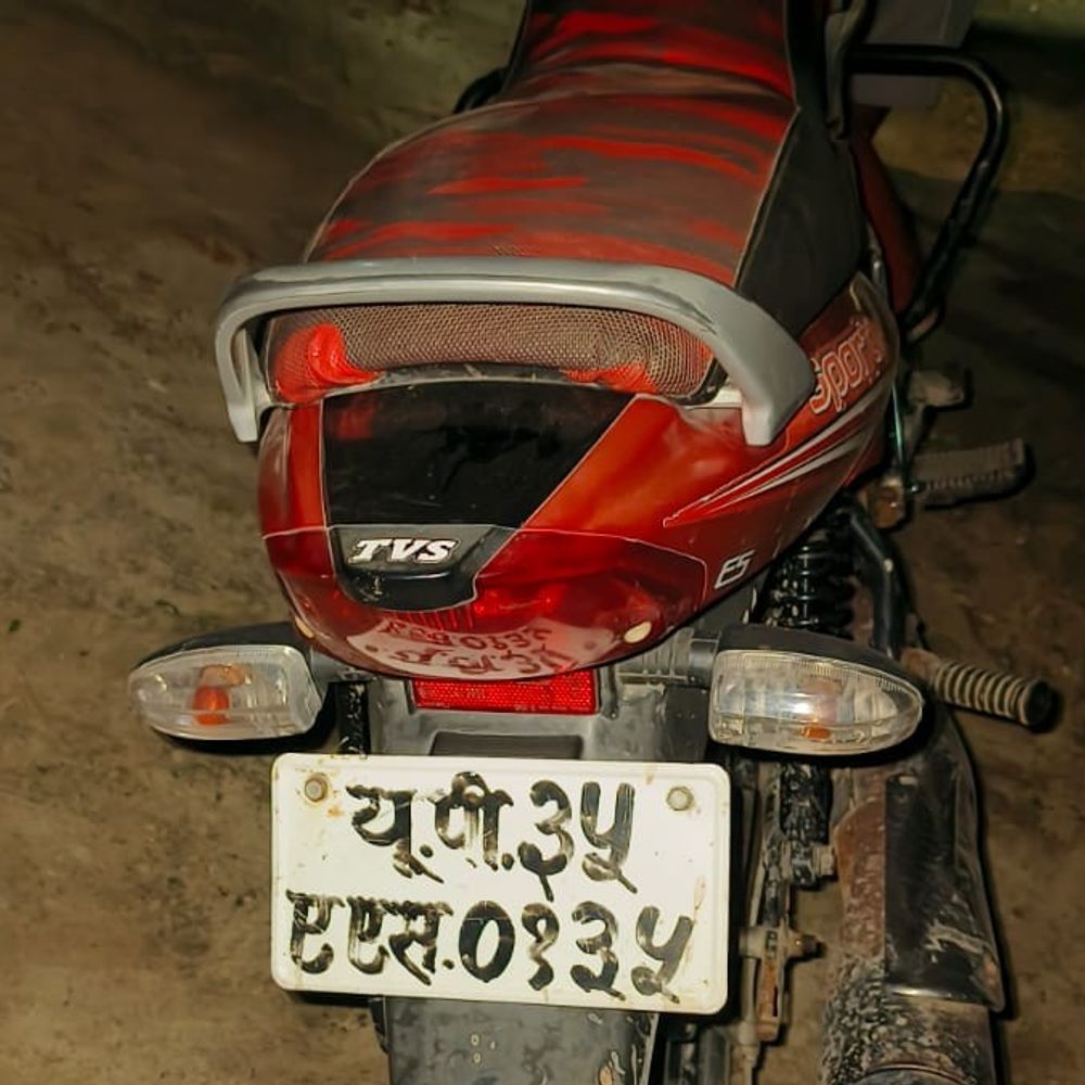 अज्ञात वाहन की टक्कर से युवक की मौत:उन्नाव में बाइक सवार की जान गई, पुलिस जांच में जुटी