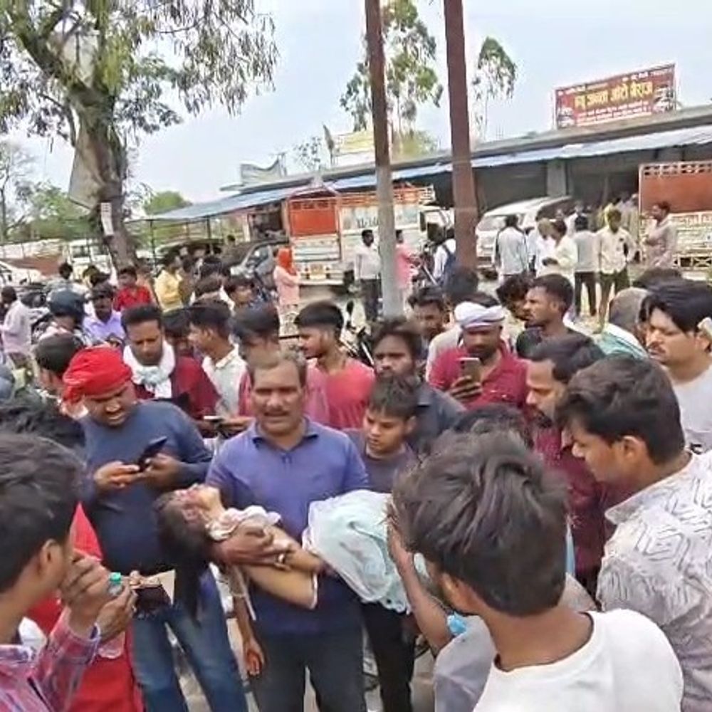 गोंडा में बच्ची पर वैन चढ़ाने वाला ड्राइवर गिरफ्तार:सिर पर चढ़ा दी थी गाड़ी, देर रात हुआ अंतिम संस्कार