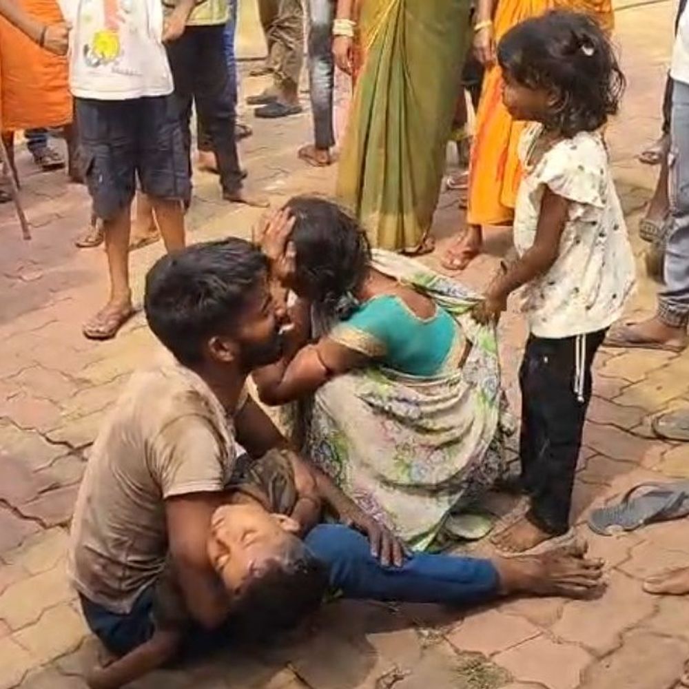 आवारा कुत्तों के हमले में 5 वर्षीय बच्चे की मौत:  धनबाद में घर के पास हुई घटना, परिजनों ने की कार्रवाई की मांग – Dhanbad News