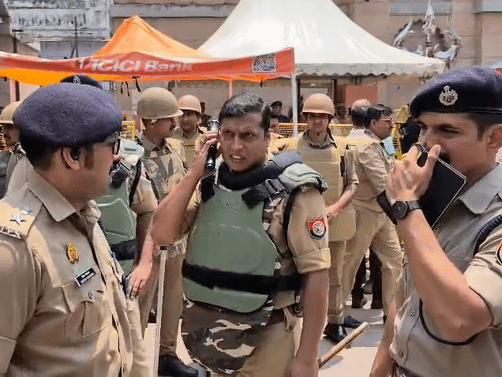 काशीविश्वनाथ मंदिर में ऐप सिस्टम का विरोध:कांग्रेस बोली- धाम को व्यापारिक केंद्र बनाने की कोशिश, CEO-SDM को हटाने की मांग