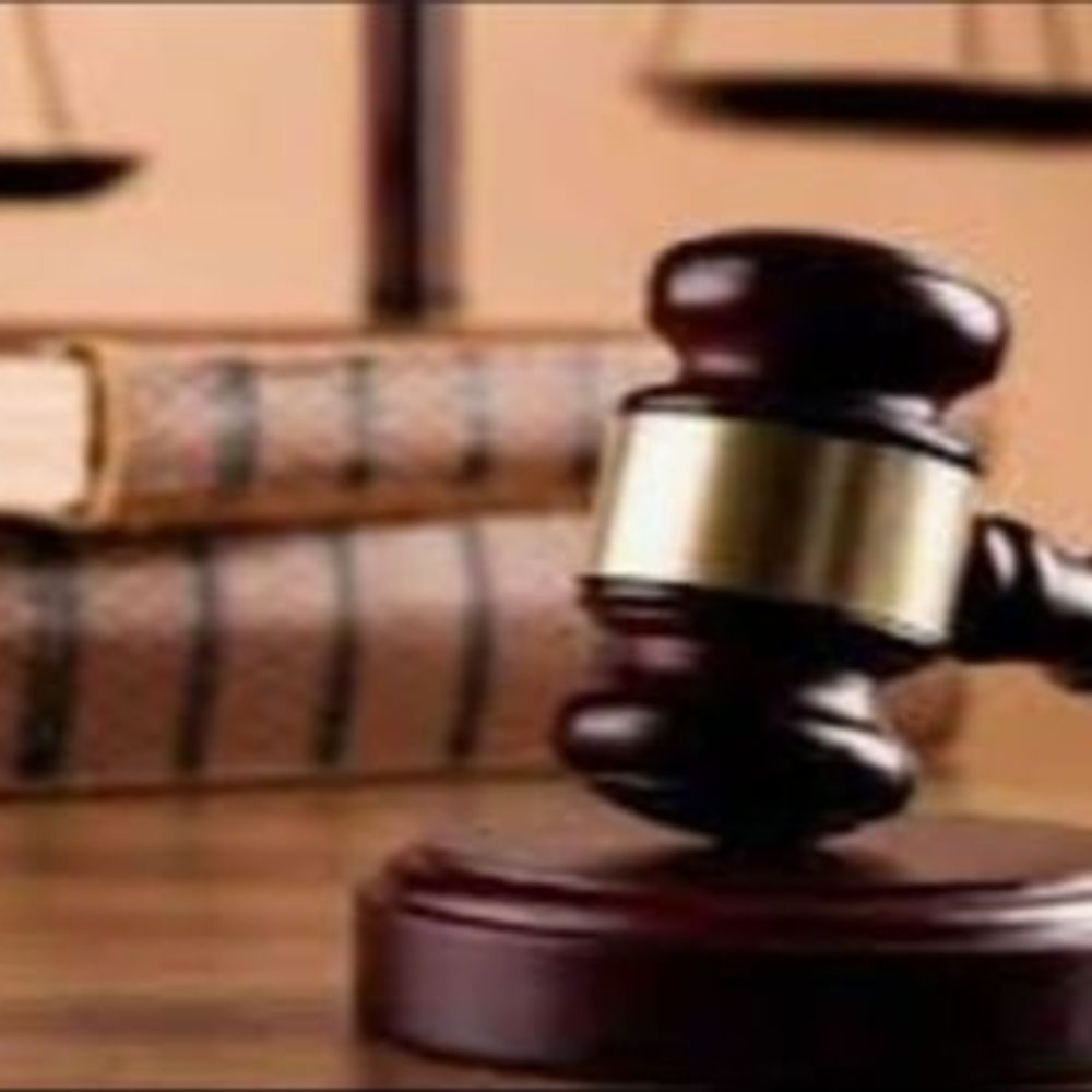 चेकबाउंस मामले में 1 करोड़ 20 लाख जुर्माना:आजमगढ़ कोर्ट ने सुनाया फैसला, आरोपी को 2 साल कारावास की सजा भी मिली