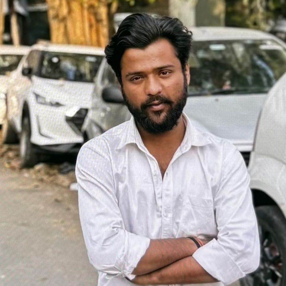 लखनऊ में फांसी लगाकर युवक ने दी जान:दो दिन पहले हुई बहन की शादी, घर में चौथी लेने जाने की तैयारी चल रही थी