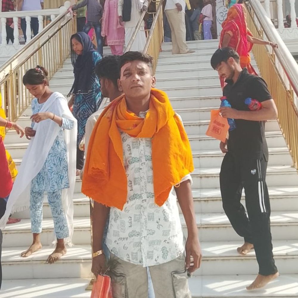 17 साल के बच्चे की संदिग्ध हालत में मौत:डालीगंज पेट्रोल पंप के पीछे शव पड़ा मिला, मामा ने पड़ोसी पर मुंह दबाकर हत्या का आरोप लगाया