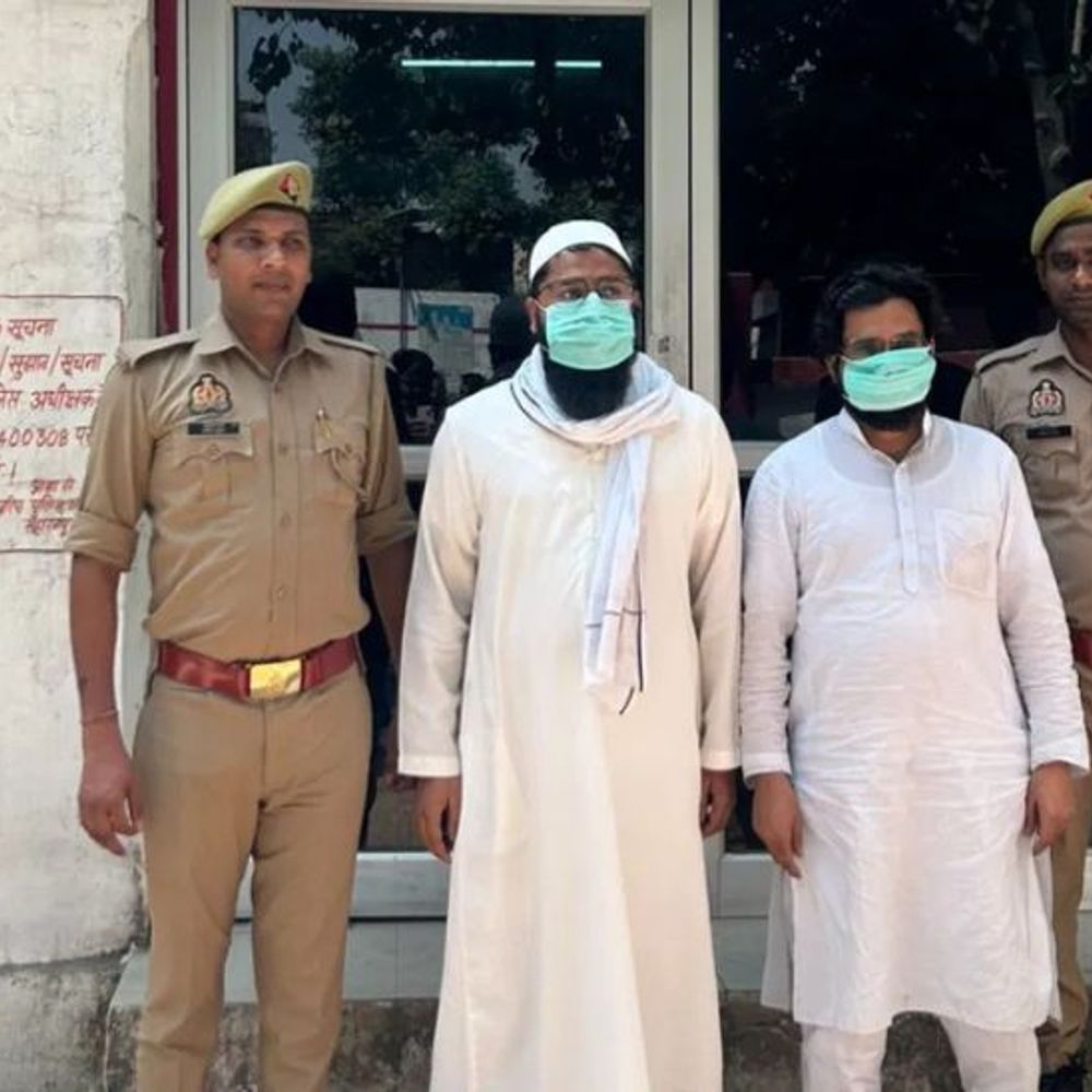 हज यात्रा के नाम पर जज 24 लाख की ठगी:सहारनपुर में तैनात है विशेष न्यायाधीश, लखनऊ से दो आरोपी आरेस्ट, 4 के खिलाफ FIR