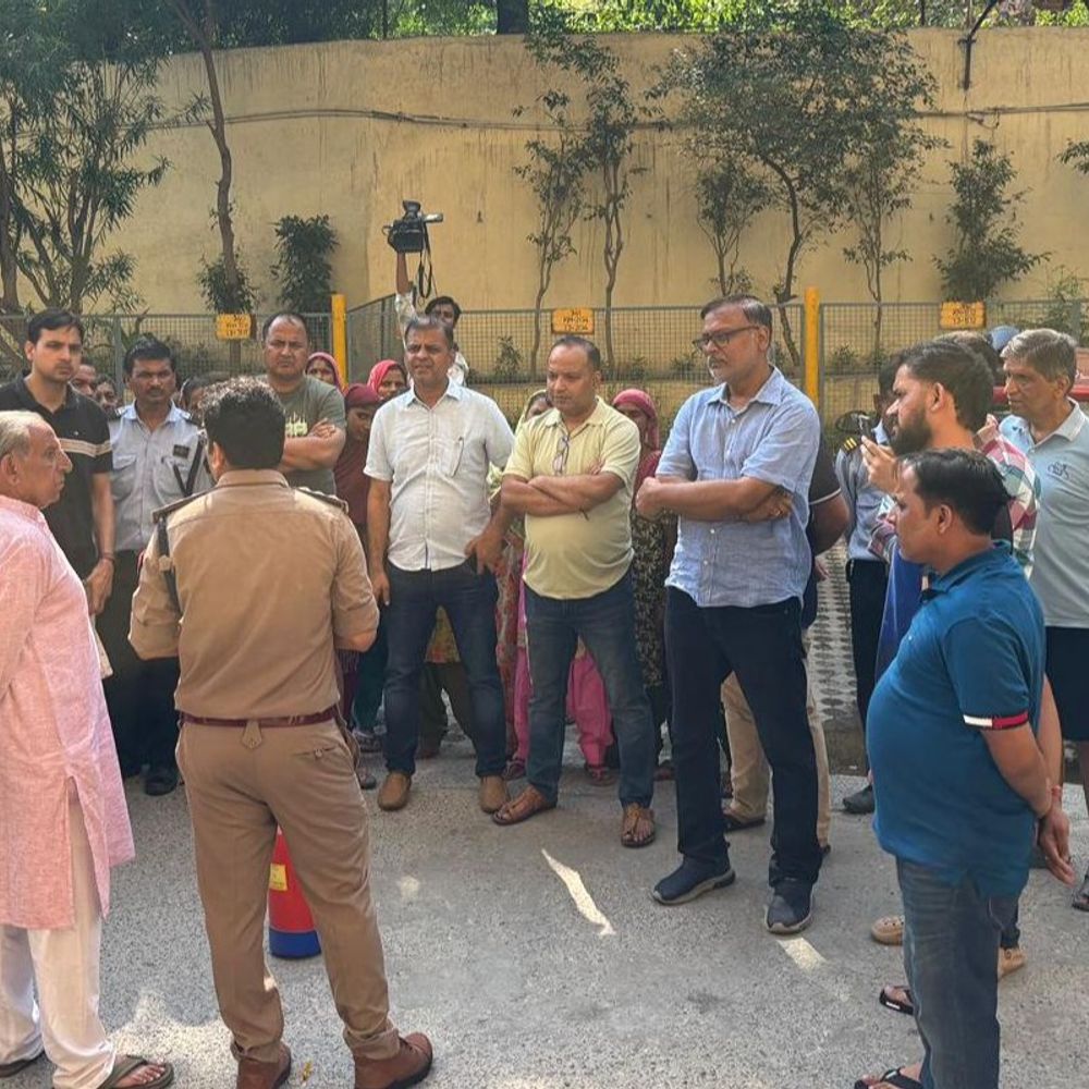 भीषण आग के बाद फायर विभाग ने चलाया अभियान:गाजियाबाद में एक सप्ताह तक आग से बचाव के लिए किया जाएगा जागरुक