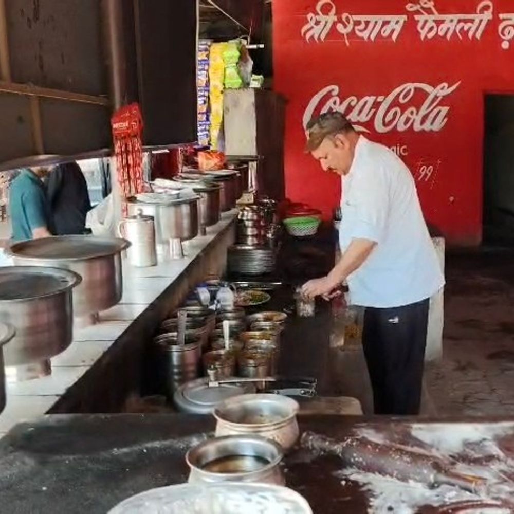 कमर्शियल गैस सिलेंडर 993 रुपये महंगा:मुजफ्फरनगर में हलवाई, कैटरर्स और होटल संचालक परेशान