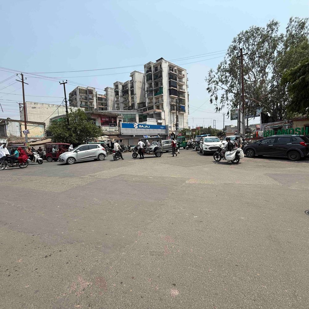 बुलंदशहर के चौराहों के नाम बदले जाएंगे:पालिका ने महापुरुषों के नाम पर तैयार किया प्रस्ताव, कलेक्ट्रेट तिराहा होगा महर्षि परशुराम के नाम पर