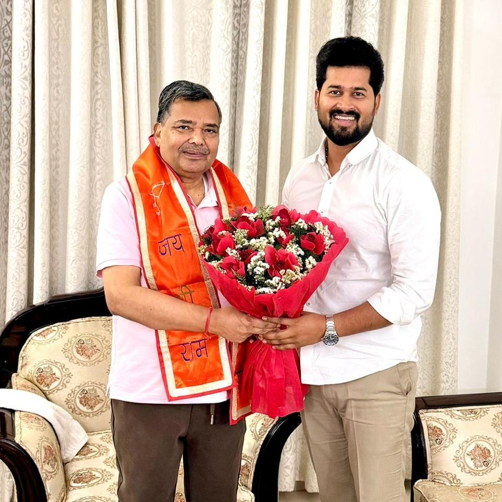 अम्बेडकरनगर में अष्टखंभा के लिए ₹1 करोड़ मंजूर:भाजपा नेता विवेक मौर्य ने मंत्री जयवीर सिंह से मिलकर जताया आभार