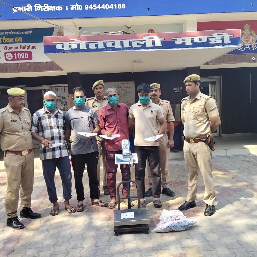 सहारनपुर में अवैध पशु कटान गिरोह का भंडाफोड़:पुलिस ने चार आरोपी दबोचे, भारी मात्रा में मीट और उपकरण बरामद