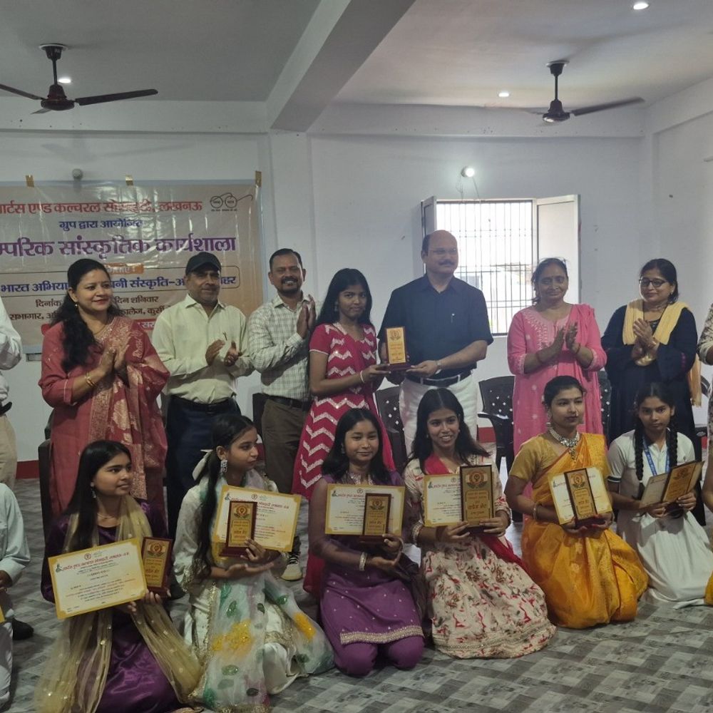 अभिनव गर्ल्स कॉलेज में संस्कृति-स्वच्छता का संगम:तीन दिवसीय कार्यशाला में छात्राओं ने लोक नृत्य प्रस्तुत किए