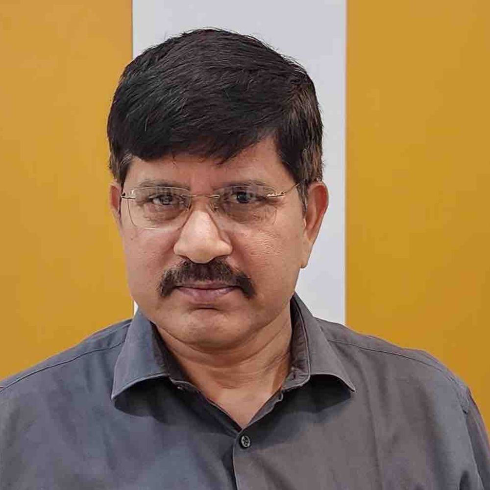 गोरखपुर के DIOS डॉ. अमरकांत सिंह का हुआ निधन:दिल्ली में इलाज के दौरान अंतिम सांस ली, शिक्षा विभाग में शोक की लहर