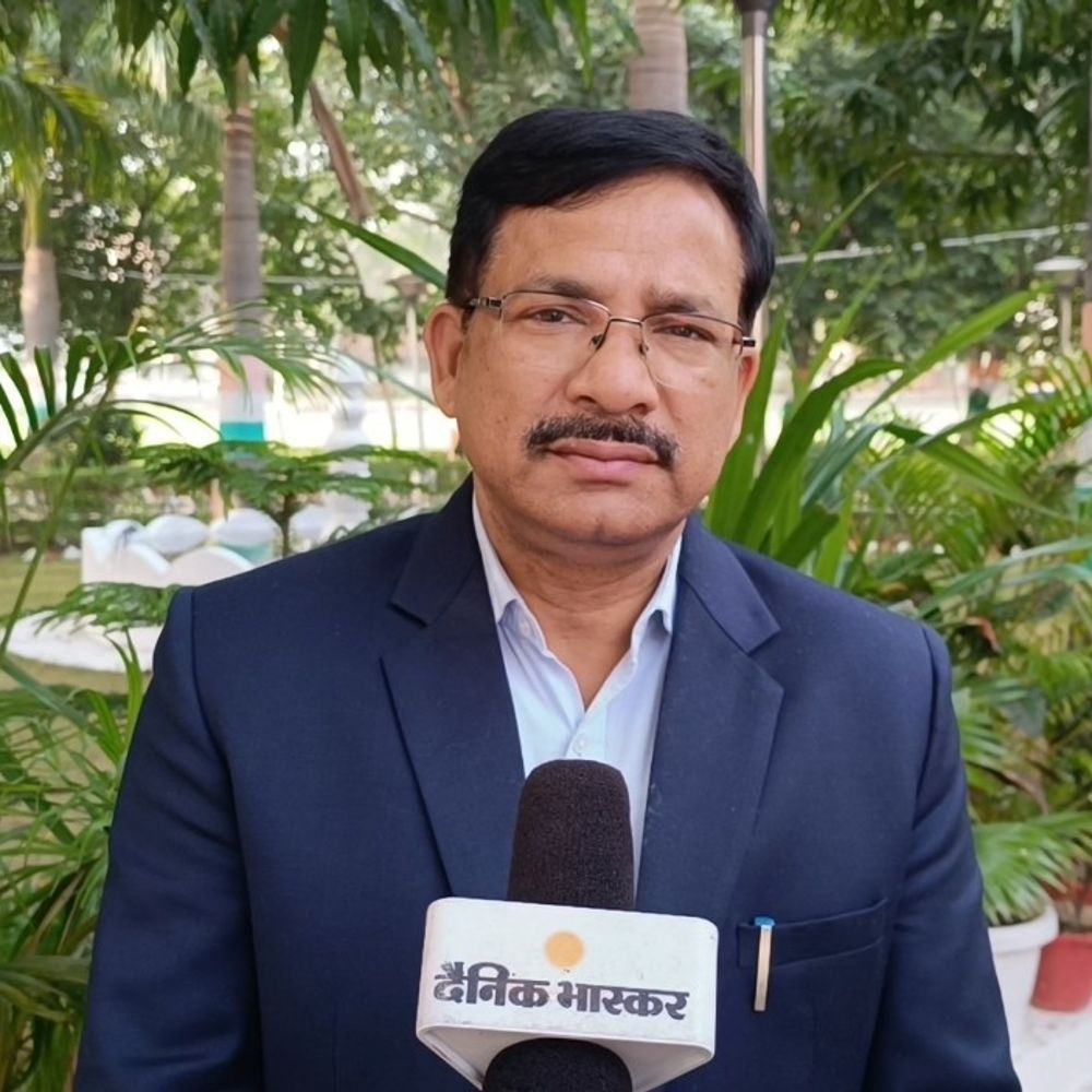 जालौन में दो उपजिलाधिकारियों का तबादला:डीएम राजेश कुमार पाण्डेय ने कार्यक्षेत्र में किया फेरबदल