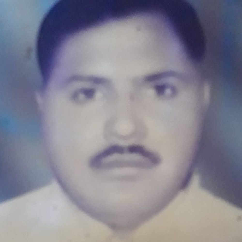बिजनौर में कार-बाइक टक्कर, एक की मौत:बाइक से घर जाते समय हादसा, LIC एजेंट थे, मौके पर ही जान गई