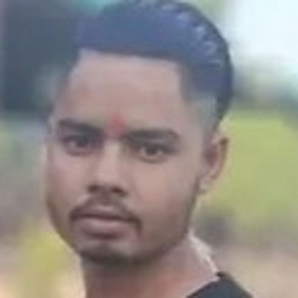 तेज रफ्तार वाहन ने बाइक को मारी टक्कर:दोस्त की बारात से लौट रहे युवक की मौत, चाचा घायल