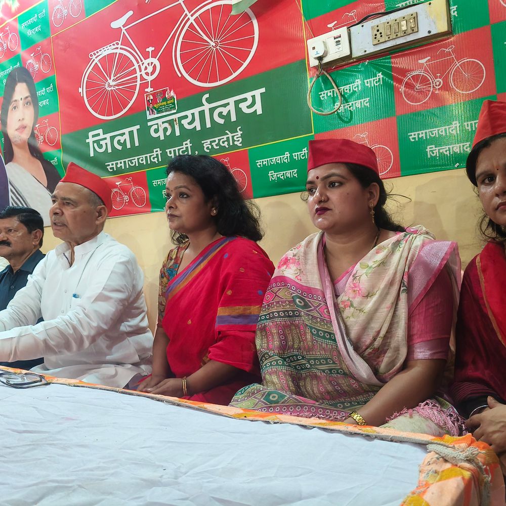 नीलू सत्यार्थी बोलीं- सपा की सरकार बनाना उनका लक्ष्य:अखिलेश यादव को CM बनाना है, PDA पर करेंगी काम
