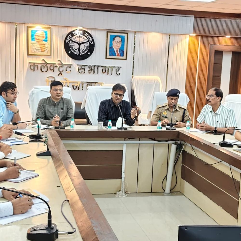 स्मार्ट मीटर की शिकायतों पर डीएम सख्त:हर क्षेत्र में लगेंगे समाधान कैंप, अफवाह फैलाने वालों पर होगी कार्रवाई