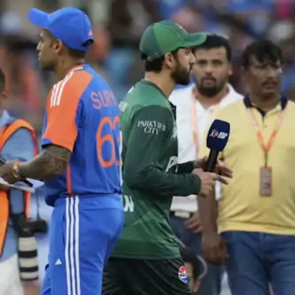 हाथ मिलाने से इनकार पर सुलझ नहीं रहा विवाद:पाकिस्तान कप्तान सलमान 7 महीने बाद भी नाराज; कहा- सूर्यकुमार से उम्मीद नहीं थी