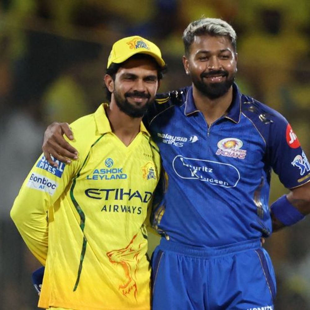 IPL में चेन्नई Vs मुंबई:इंडियंस ने टॉस जीतकर बैटिंग चुनी, रघु शर्मा का डेब्यू; धोनी-रोहित नहीं खेल रहे