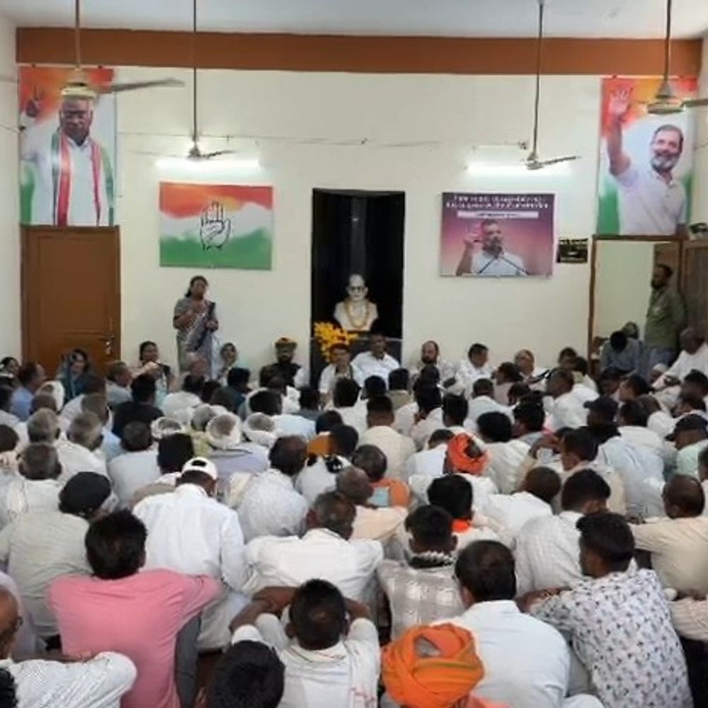बांसवाड़ा में कांग्रेस का ‘संगठन बढ़ाओ-लोकतंत्र बचाओ’ अभियान:  जिलेभर में 15 मई तक चलेगा, जिलाध्यक्ष बोले- संगठन मजबूत करेंगे; गहलोत का जन्मदिन मनाया – Banswara News