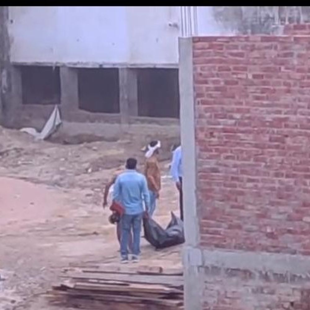 4 बच्चों की हत्या करने वाली मां का शव मिला:अम्बेडकरनगर में घर से 100 मीटर दूर नाले के पास पड़ी थी लाश, सुसाइड की आशंका