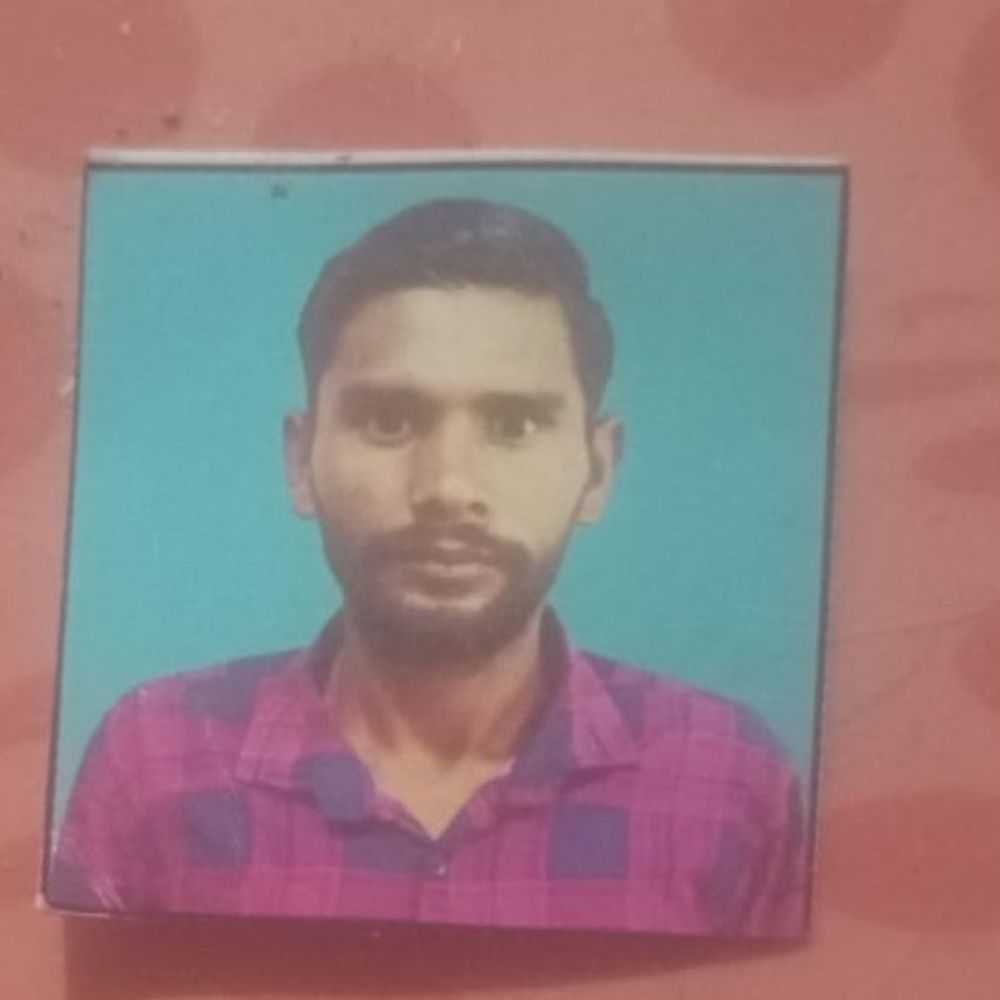 औरैया में ऑटो रिक्शा की ई-रिक्शा से टक्कर:एक घायल ने इलाज के दौरान तोड़ा दम, दो अन्य का इलाज जारी