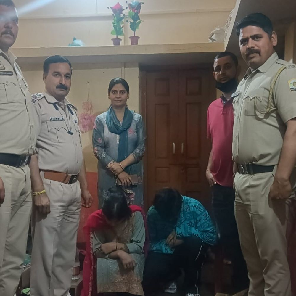 मंडी में नशा तस्करी के खिलाफ पुलिस की कार्रवाई:  60 पेटी अवैध शराब बरामद, दो आरोपी गिरफ्तार, जांच जारी – Mandi (Himachal Pradesh) News