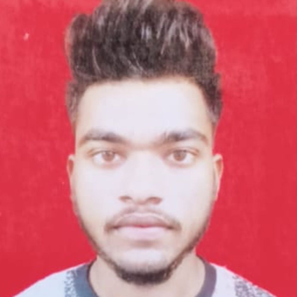 पीलीभीत में युवक ने ट्रेन के आगे कूदकर जान दी:गंभीर बीमारी से परेशान था, पुलिस कर रही मामले की जांच