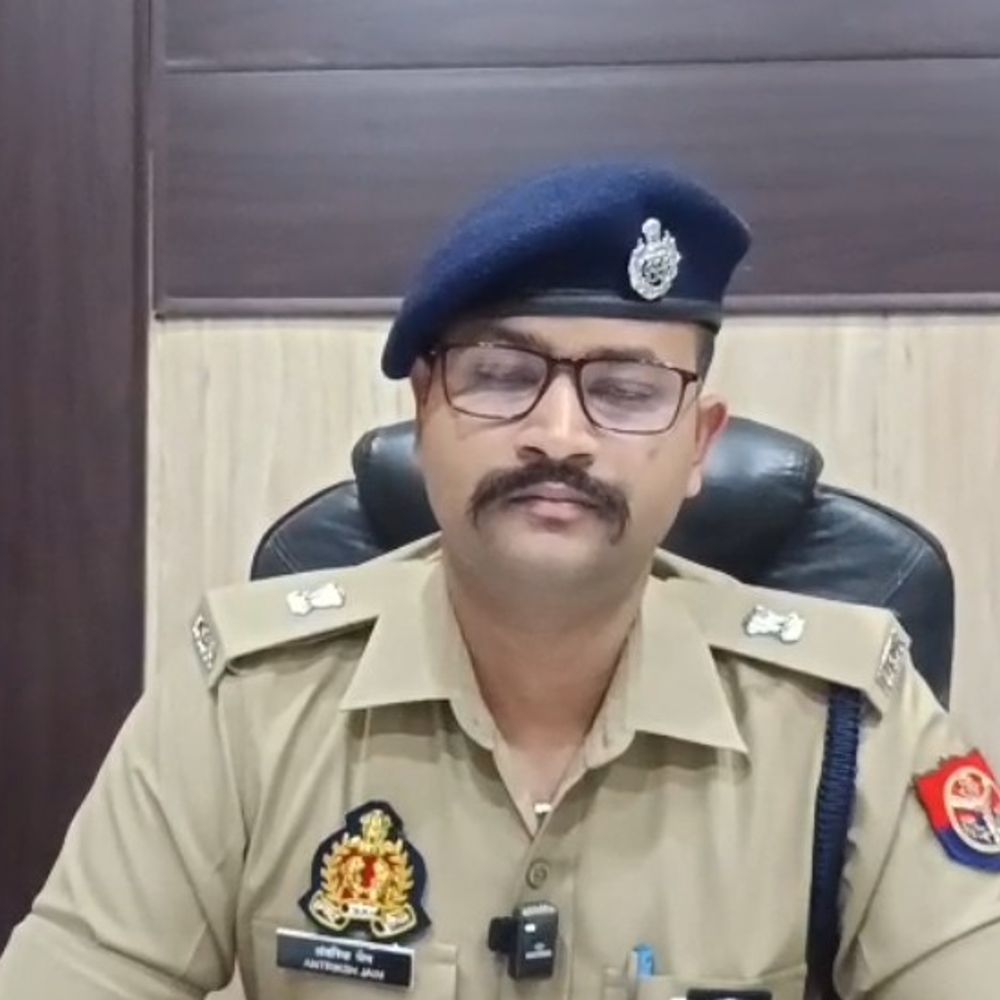 कशिश हत्याकांड के फरार आरोपियों पर इनाम घोषित:बुलंदशहर पुलिस की ताबड़तोड़ दबिश, एनबीडब्ल्यू जारी