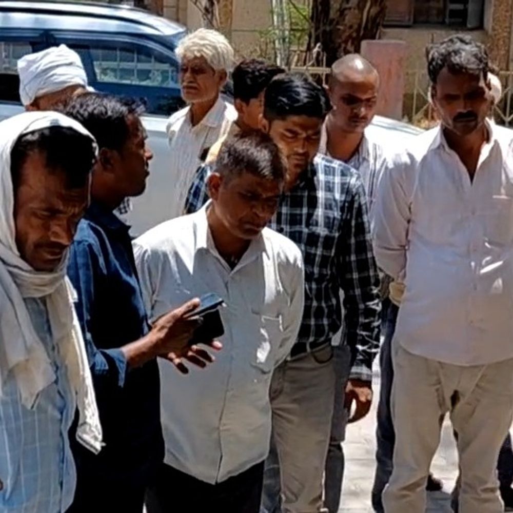 फर्रुखाबाद में ट्रक की टक्कर से मजदूर की मौत:सेंट्रल जेल चौराहे के पास हुआ हादसा, लोहिया अस्पताल में इलाज के दौरान मौत