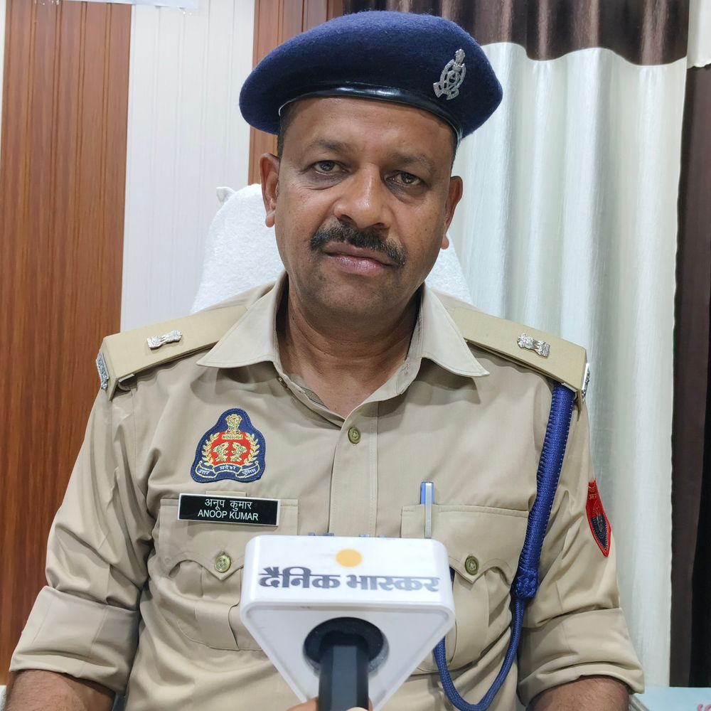मऊ में 12 केंद्रों पर नीट परीक्षा आज:5992 अभ्यर्थी देंगे एग्जाम, AI से होगी परीक्षा केंद्रों की सख्त निगरानी