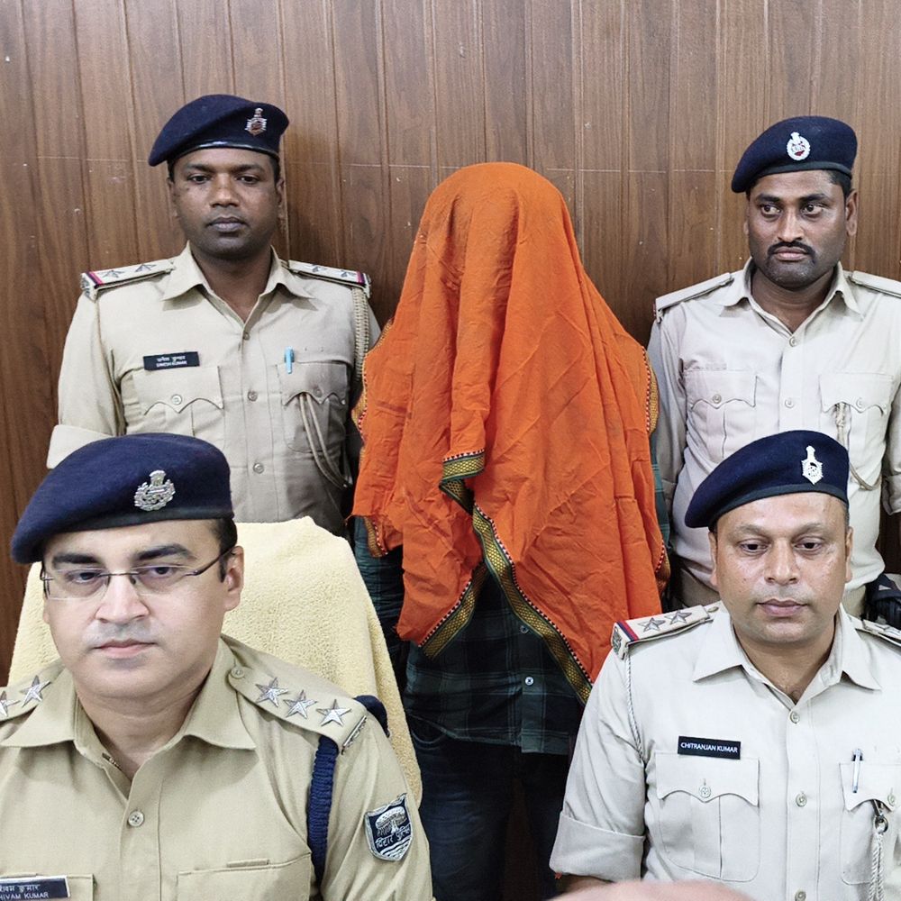 कुख्यात अपराधी सुजीत हथियार के साथ गिरफ्तार:  लखीसराय में मेदनी चौकी पुलिस को मिली सफलता – Lakhisarai News